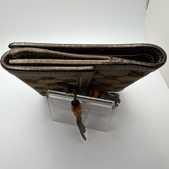 GUC Gucci GG Canvas with Bamboo Tassel Compact Wallet - Picture 4 of 9